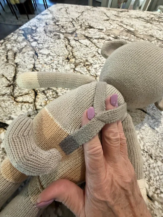 Cuddle + Kind, 20 inch Noah the Dog - Picture 5 of 10